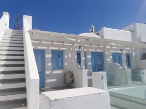 Exterior - Santorini Theasis Suites (Imerovigli)