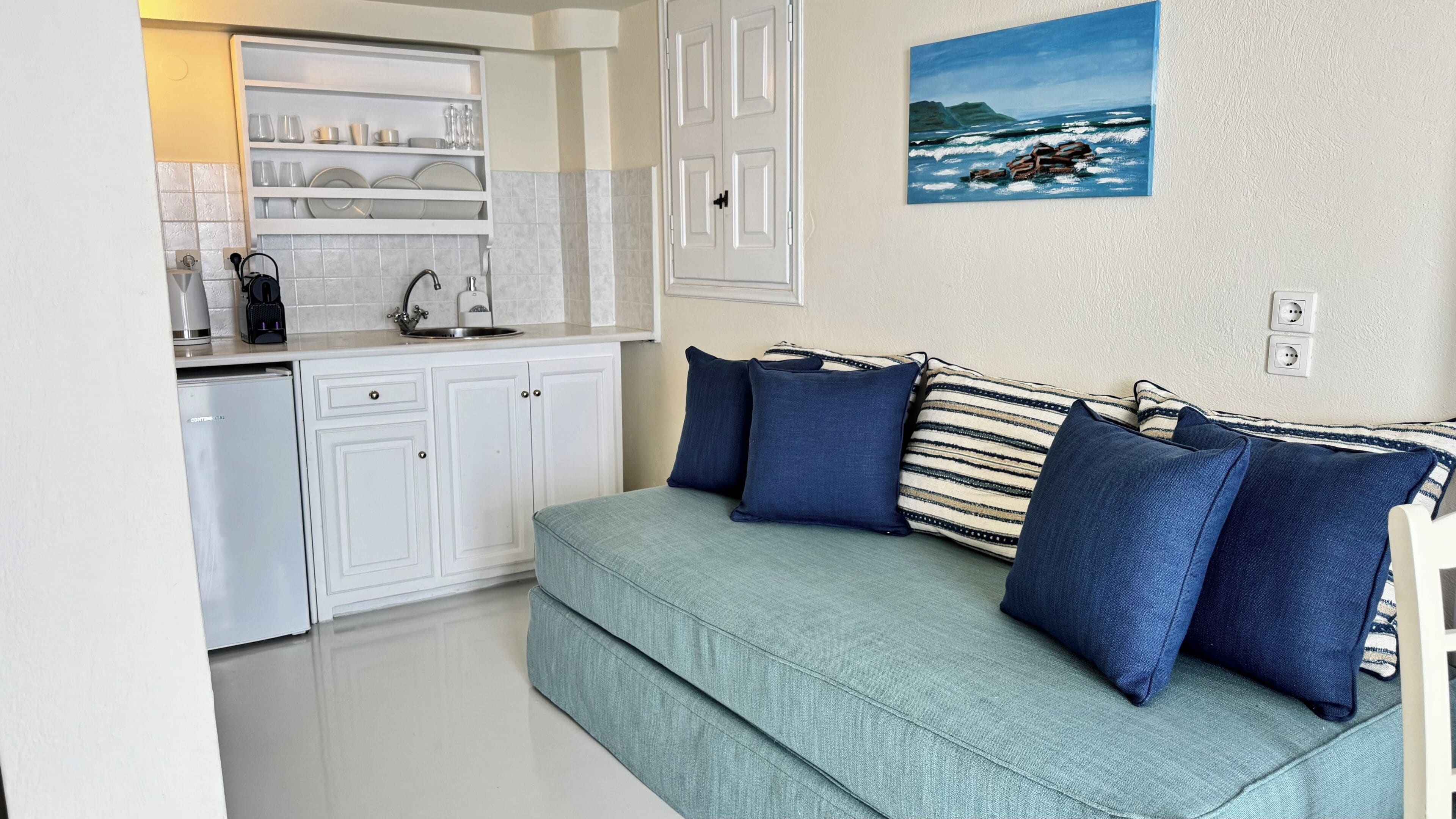 Deluxe Suite, Sea View | Laptop workspace, free WiFi