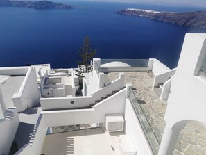 Property grounds - Santorini Theasis Suites (Imerovigli)