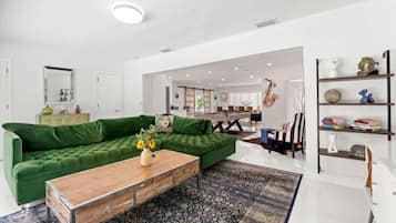 Comfort Villa | Living area