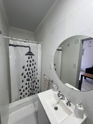 Bathroom - Vrbo Property (Colonia Ensayo)