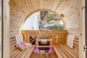 Sauna - Sleeps 24 | 2 Homes + 2 Pools + Beauty Bar (Fort Worth)