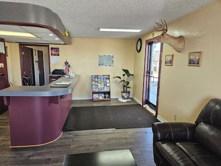 Vestíbulo. Executive Inn