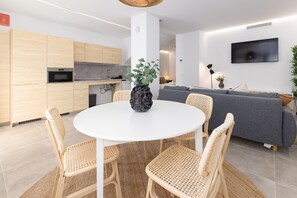 Interior - Cabanyal Station A. WiFi + 3 Pax (Valencia / València)