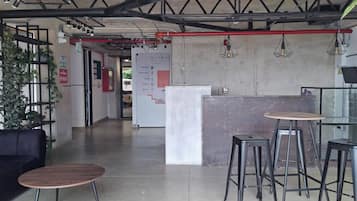 Apartment, 1 Bedroom, Accessible, Patio | Lobby