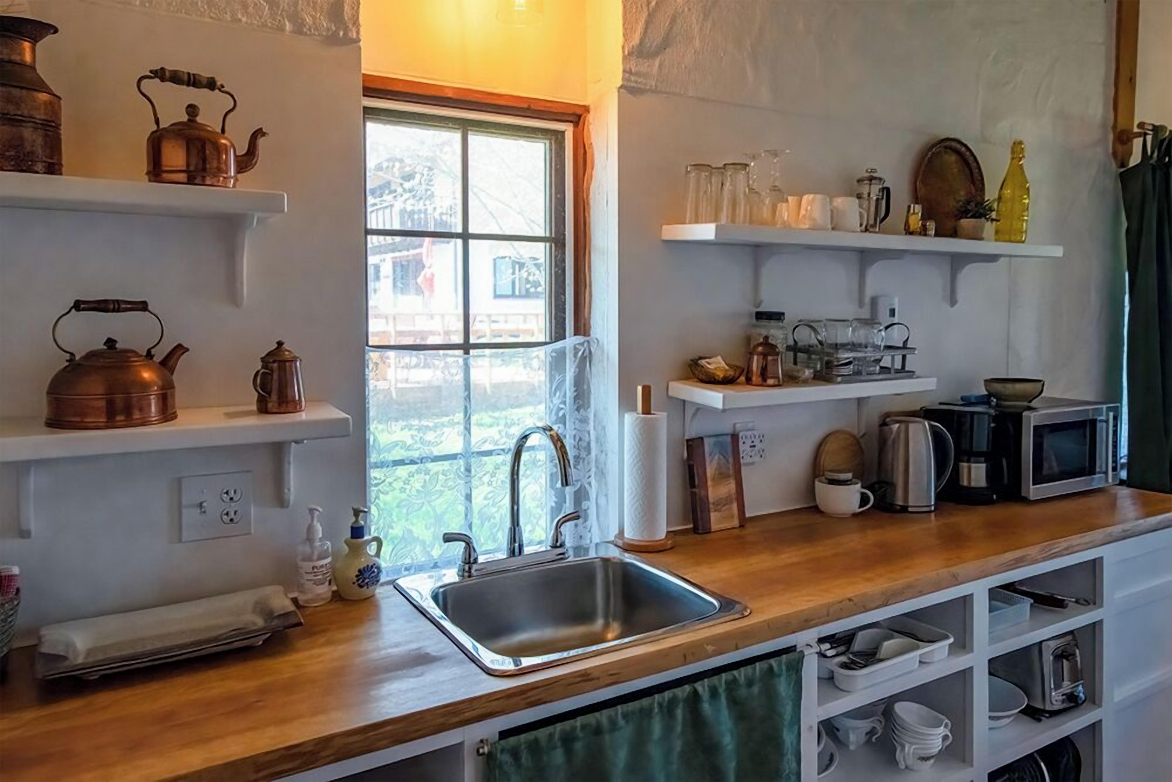 Chalet, Patio | Iron/ironing board
