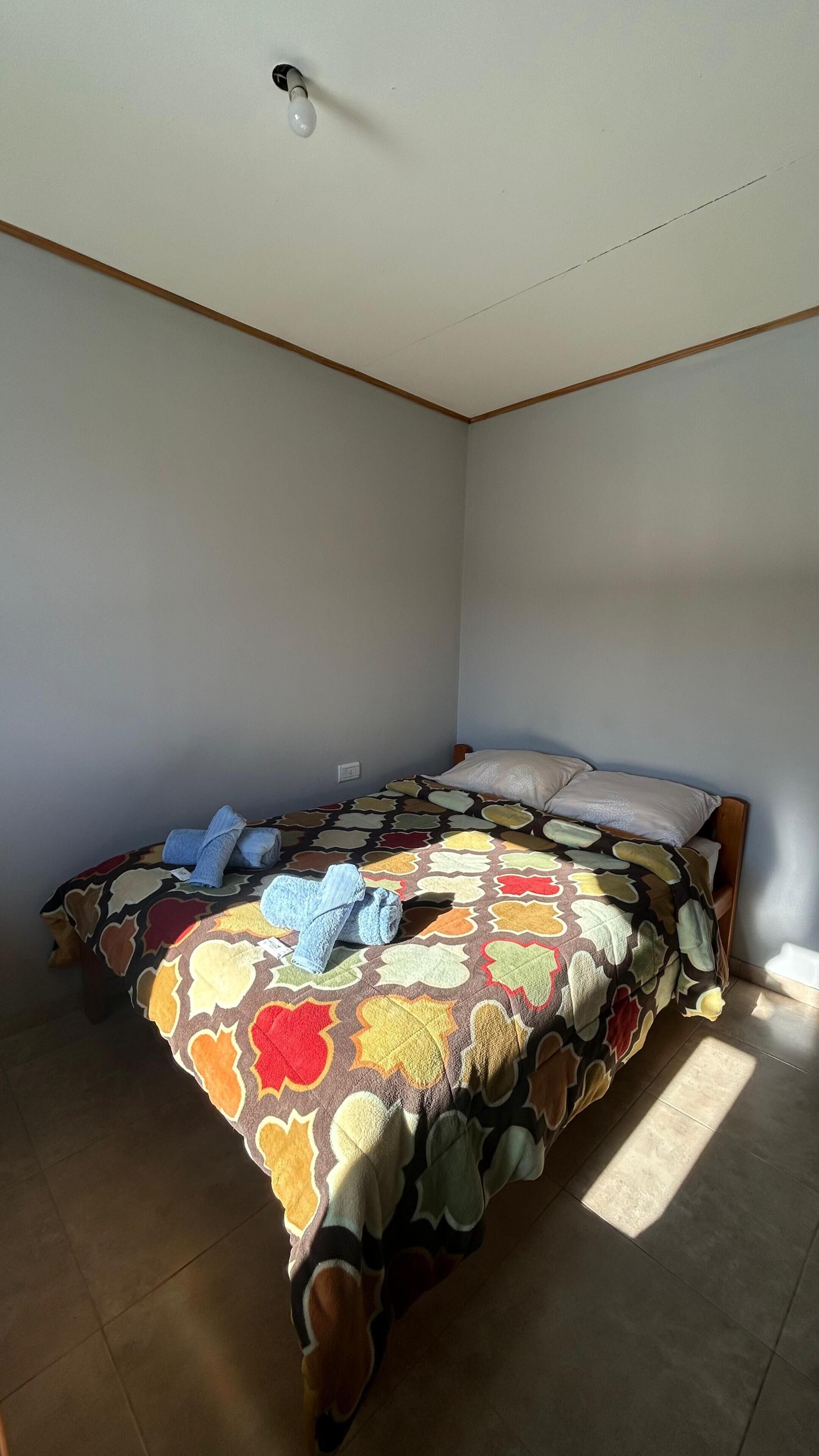 Habitación triple básica, vistas a la montaña