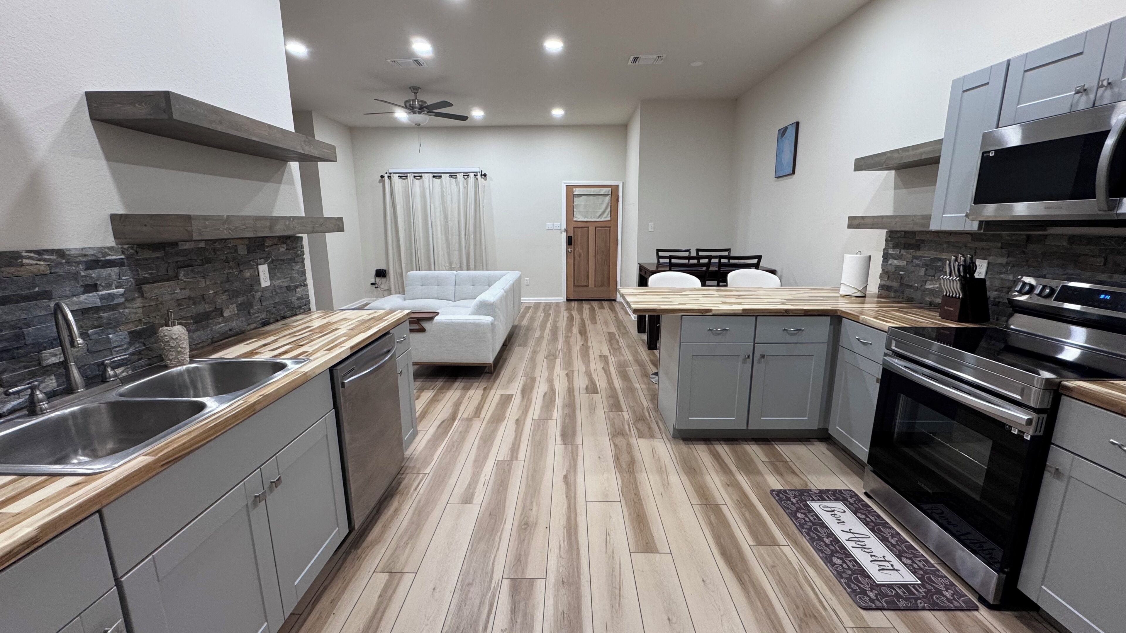Private kitchen