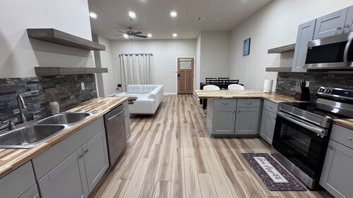 Cozy Apartment on Tin Top Rd