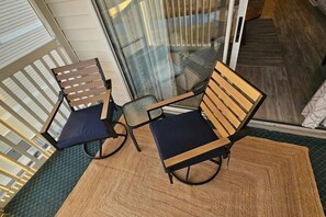 Terrace/patio - Fairways and Flipflops - Myrtle Beach escape! (Myrtle Beach)