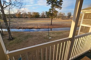 Property grounds - Fairways and Flipflops - Myrtle Beach escape! (Myrtle Beach)