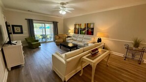 TV - Lakefront 3br Luxury Condo - MB (Myrtle Beach)