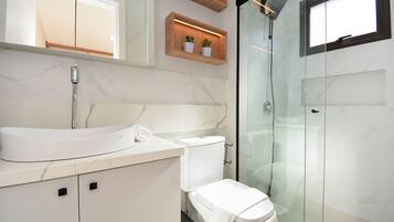 Apartment | Bathroom