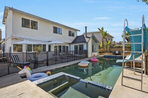 Pool - The Charming Poolside Paradise (Mission Viejo)