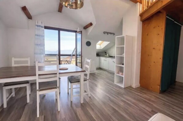 تناول الطعام