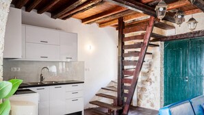 Interior - Art House Seaview & Jacuzzi Spartylas Sleeps 4 (Corfu)