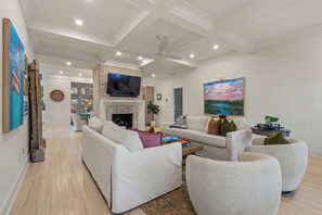 Smart TV, offices, computer monitors