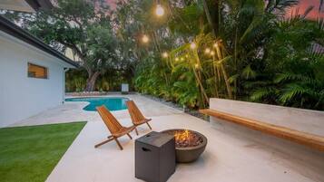 Comfort Villa | Terrace/patio