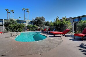 Outdoor pool, a heated pool - Modern Old Town Scottsdale Condo!  A+ Location! (Scottsdale)