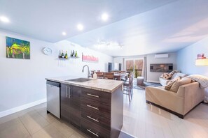 Interior - Modern Condo with Pool | Le Rendez-Vous (Beaupré)
