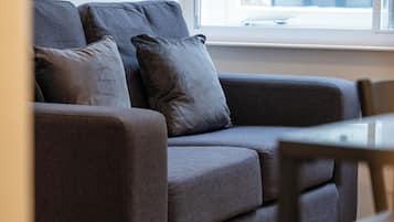 Studio Confort, non-fumeurs, coin cuisine | Coin séjour