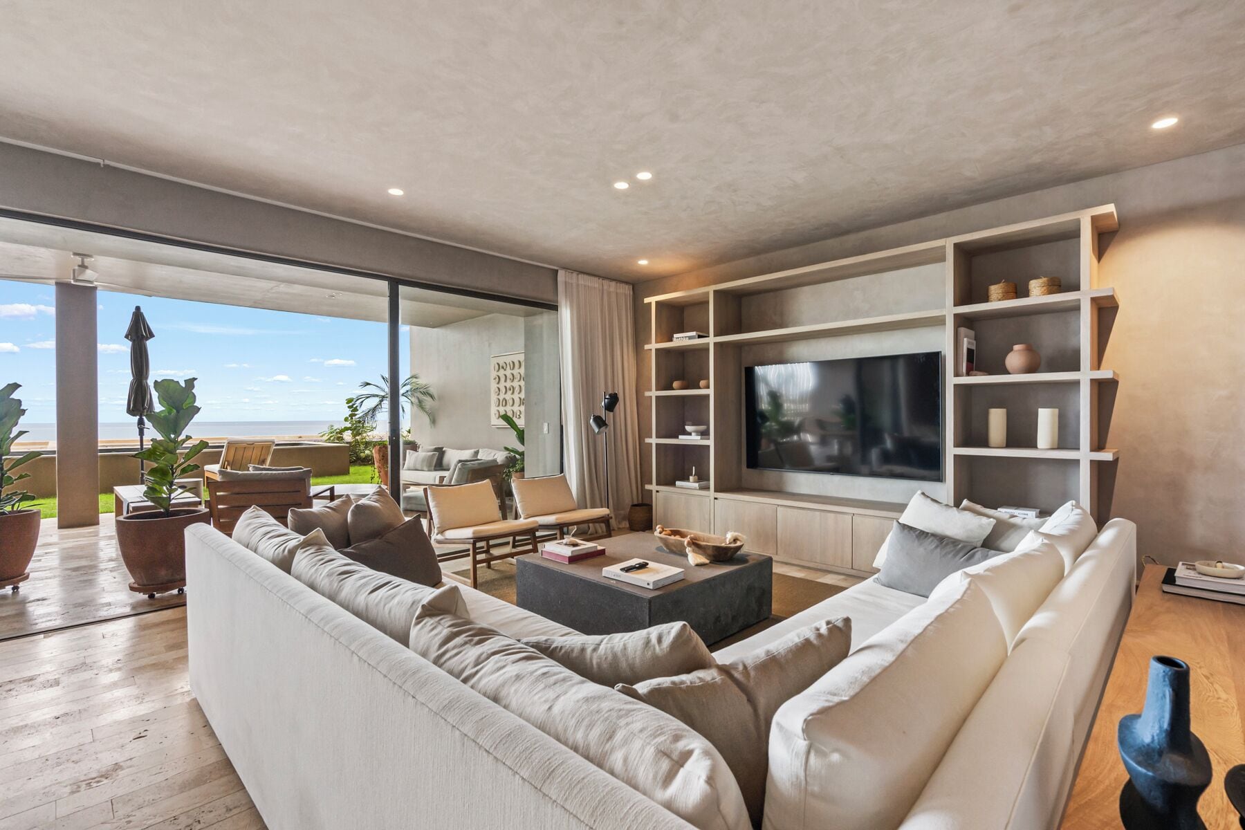 Apartamento exclusivo, patio, vistas al mar | Zona de estar