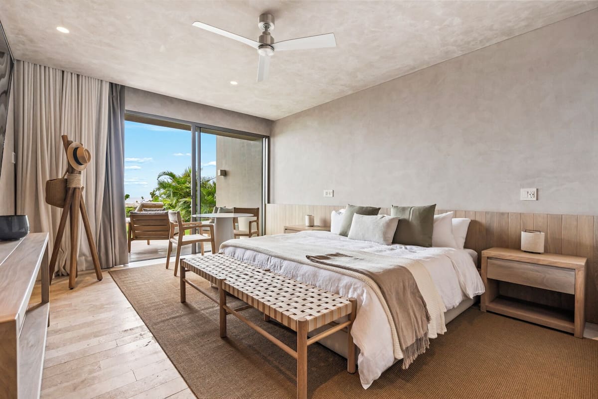 Exclusive Apartment, Patio, Sea View