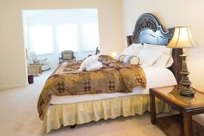5 chambres, fer et planche à repasser, Wi-Fi, draps fournis