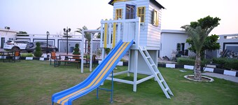 The Most Luxurious Private Resort in Karachi