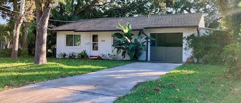 House (2 Bedrooms) | Front of property