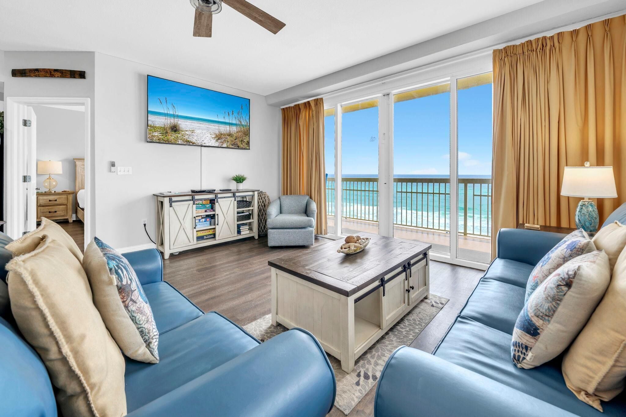 Condo, Multiple Beds (Celadon 409- Champagne Sunsets) | Living area