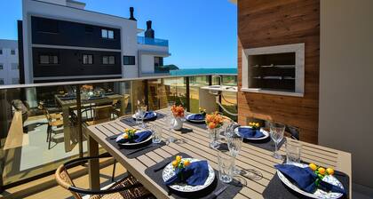 Duplex Vista Mar com Piscina Privativa