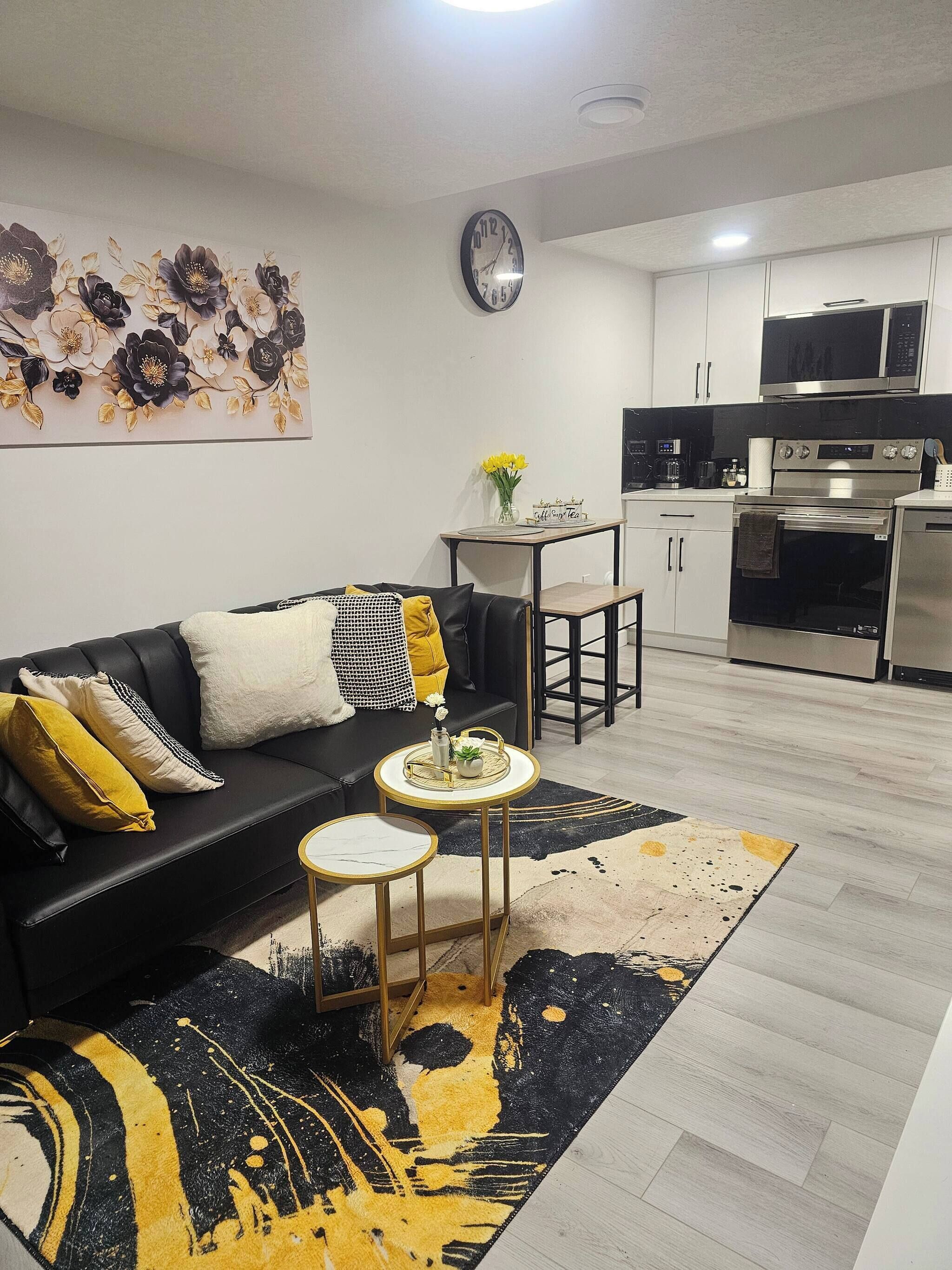 House, 2 Bedrooms | Living room