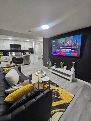 House, 2 Bedrooms | Living room - Modern 2BR Private Basement Suite Edmonton (Edmonton)