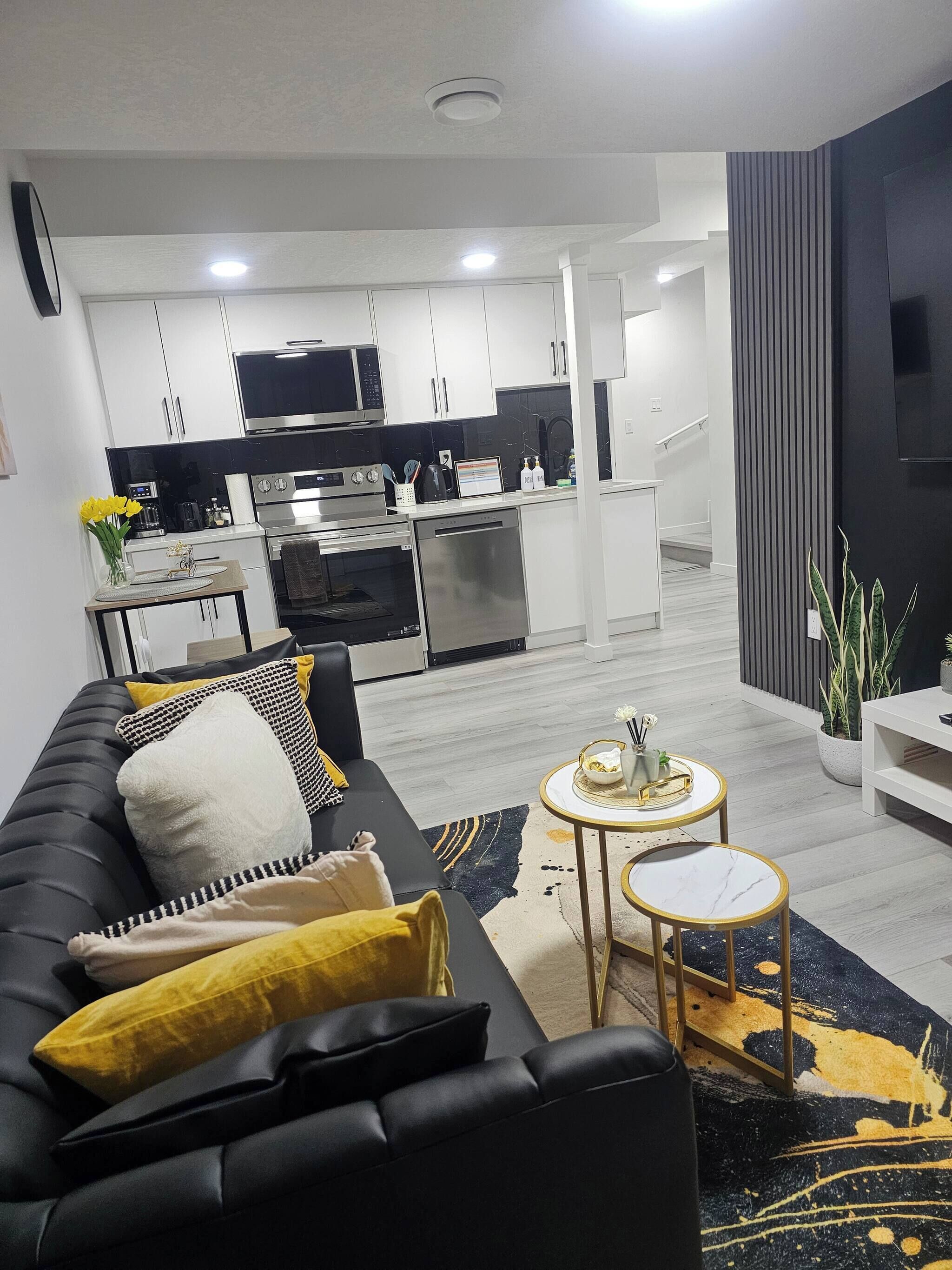 House, 2 Bedrooms | Living room