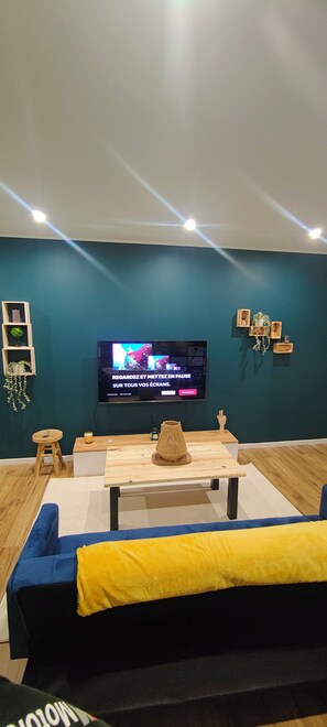 TV connectée, chaîne hi-fi