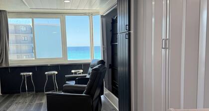 Lovely Condo on the Beach with Gulf Front and Pool views.