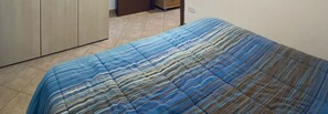 1 bedroom, free WiFi - TWO-ROOM APARTMENT SLEEPS 4 IN THE LA PIANA AREA-Rif. Mazze (San Vincenzo)
