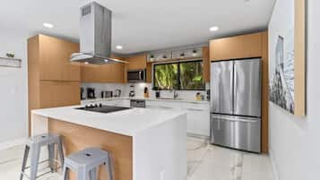 Comfort Villa | Private kitchen