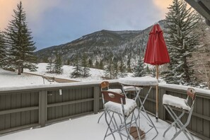 Property grounds - The Alpine Atelier I 4BR Townhome Near Shuttle Stop (Vail)