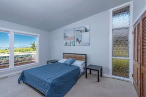 Room - Beautiful home in the heart of Kirkland WA (Kirkland)