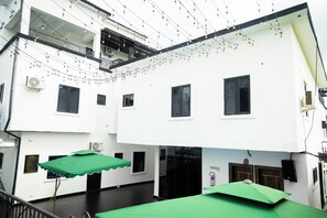 Extérieur