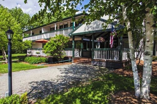 Four Season Condo:  ski, hike, mountain bike & seasonal pool