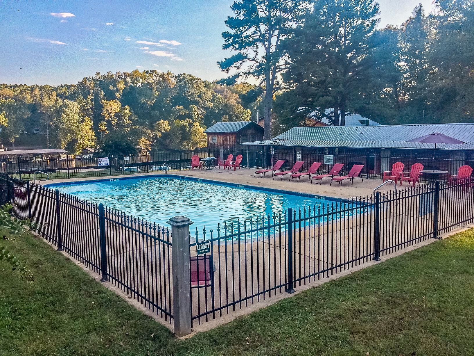 デラックス ダブ ルルーム プールビュー | プール