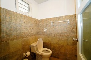 Shower, hair dryer, towels, soap - Beach Paradise: 2-bedroom condo in delightful Las Terrenas with AC (Las Terrenas)