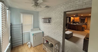 Elevated Shore Getaway- Cozy 2-bedroom, pet friendly house in Wildwood!