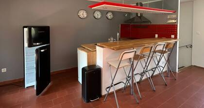 1km from the sea Village house with terrace, renovated with lots of character
