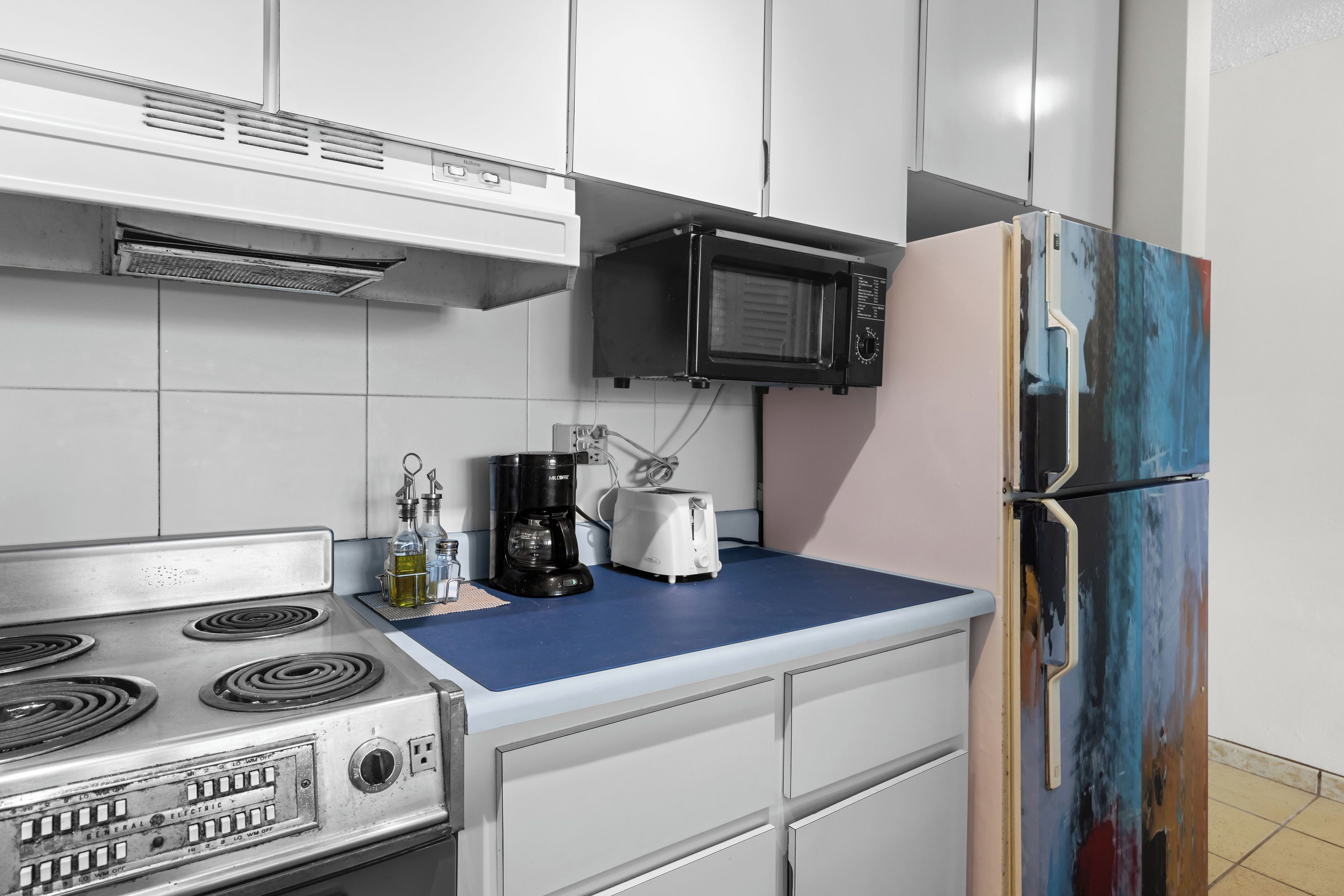 Deluxe-lejlighed - balkon - udsigt til pool | Privat køkken