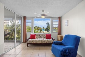 Living area - Playa Azul by Otium (Luquillo)