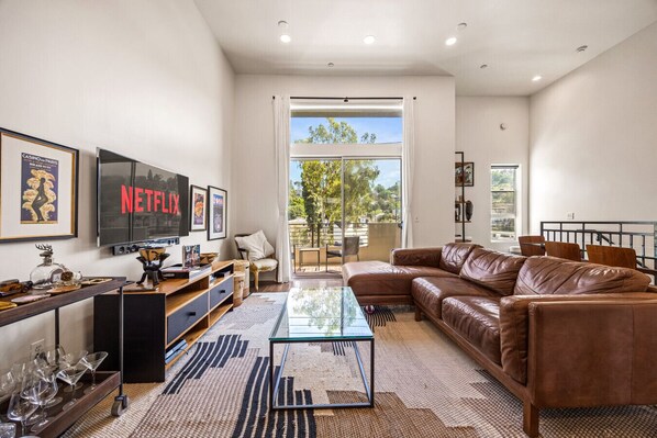 TV, books